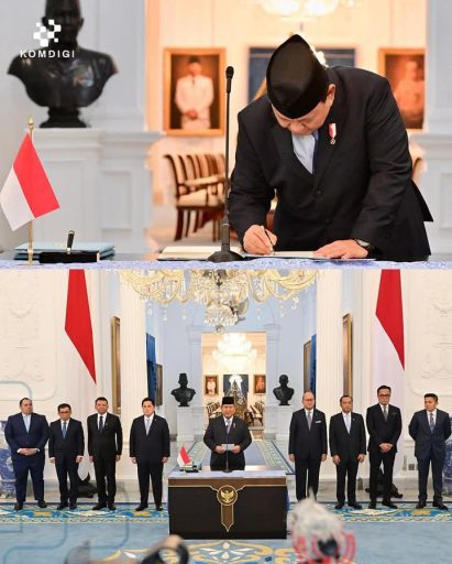 Presiden Prabowo Tandatangani Tiga Produk Hukum Strategis Investasi Nasional