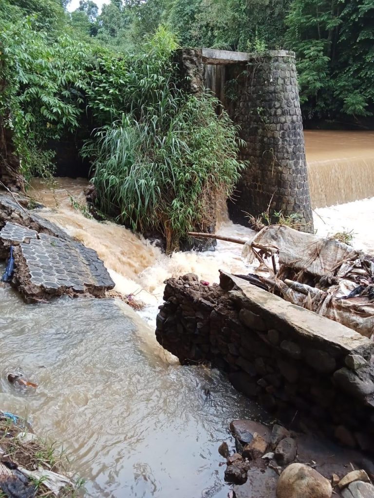 Pembangunan Tol Cisuka Seksi III Berdampak pada Bendungan Cikolawing, Petani di Cibadak Kesulitan Irigasi