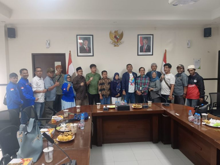 Ahli Waris Ketua PWI Kab.Sukabumi Terima Santunan Kematian dari BPJS Ketenagakerjaan Cabang Sukabumi