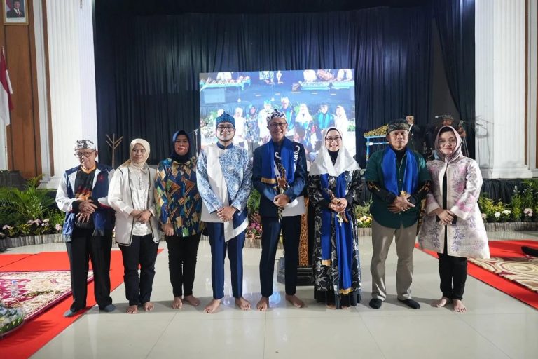 Pemkot Sukabumi Tegaskan Komitmen Perkuat identitas Budaya dengan Penguatan Peran Indung Jeung Bapak Budaya