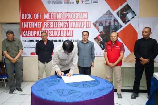 Sekda Ade.Suryaman : Kolaborasi Luar Biasa Terobosan PMI Kab.Sukabumi Kembangkan Model Ketahanan Internet Berbasis Komunitas