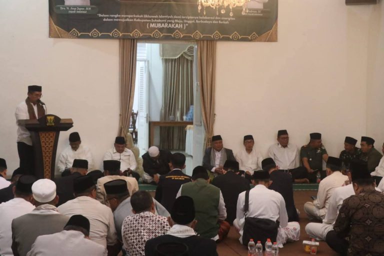 Bupati Sukabumi Bersama Forkopimda Hadiri Lailatul Ijtima, ” Momentum Introspeksi dan Ikatan Kebersamaan”